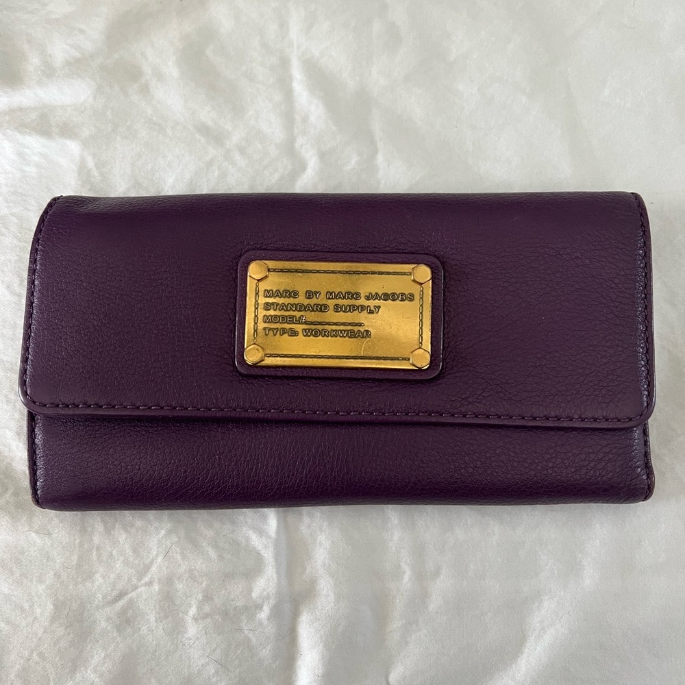 Marc Jacobs leather wallet